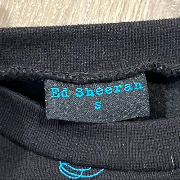 Women’s S Ed Sheeran Face Pattern Leather Patch Crewneck Official Concert Merch - Picture 4 of 7